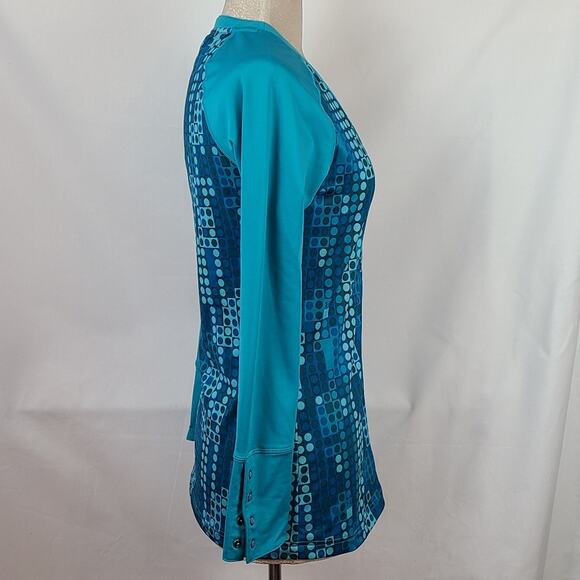 Under Armor Cold Gear V neck snap front long sleeve top Medium - Picture 3 of 11